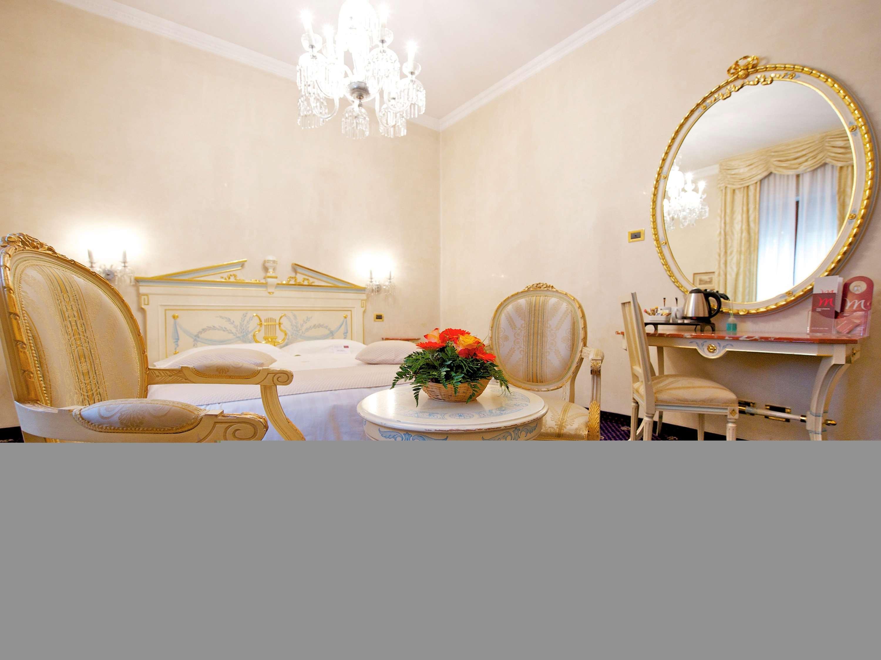 Hotel Stendhal Parma Esterno foto
