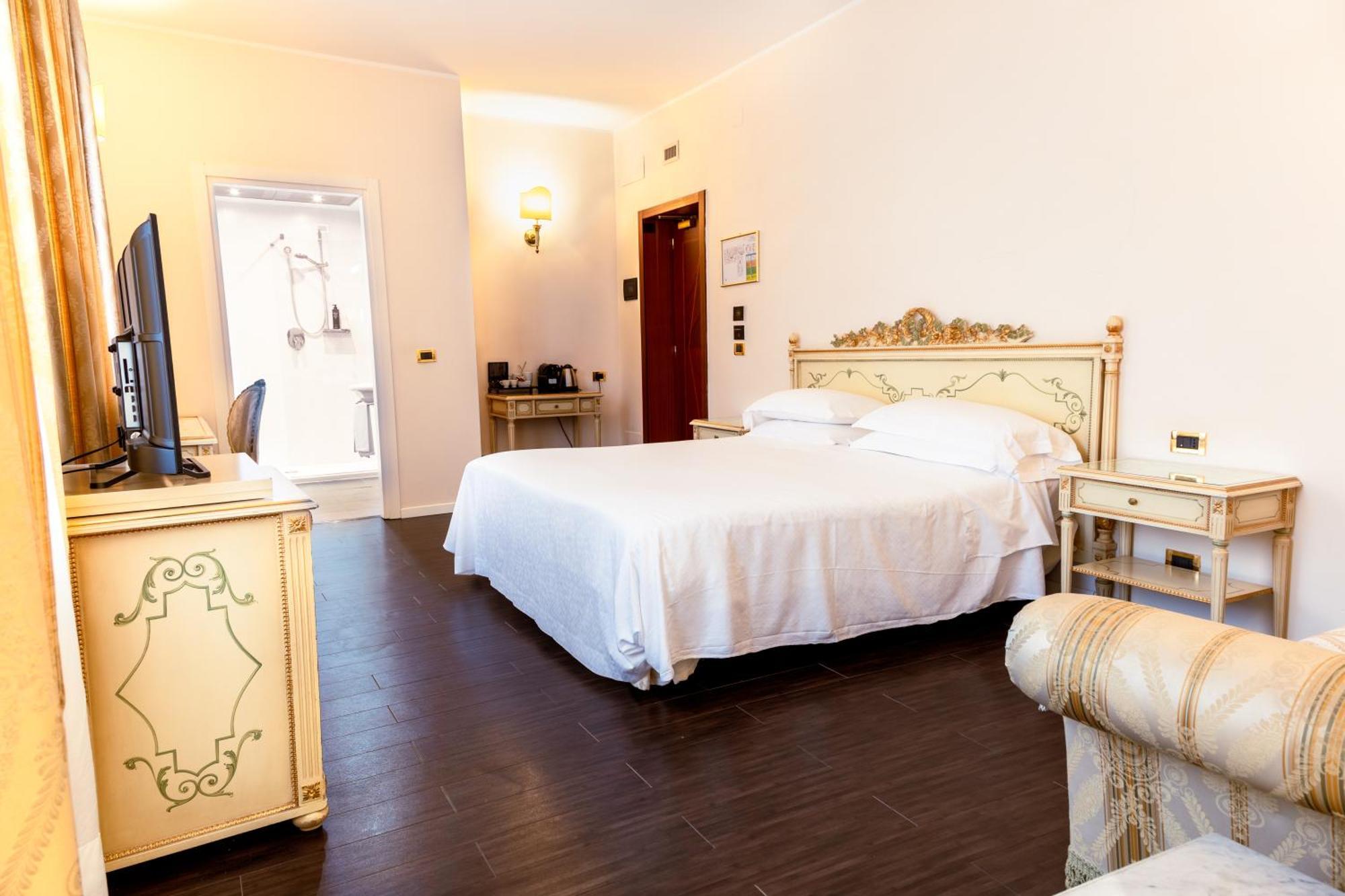 Hotel Stendhal Parma Esterno foto