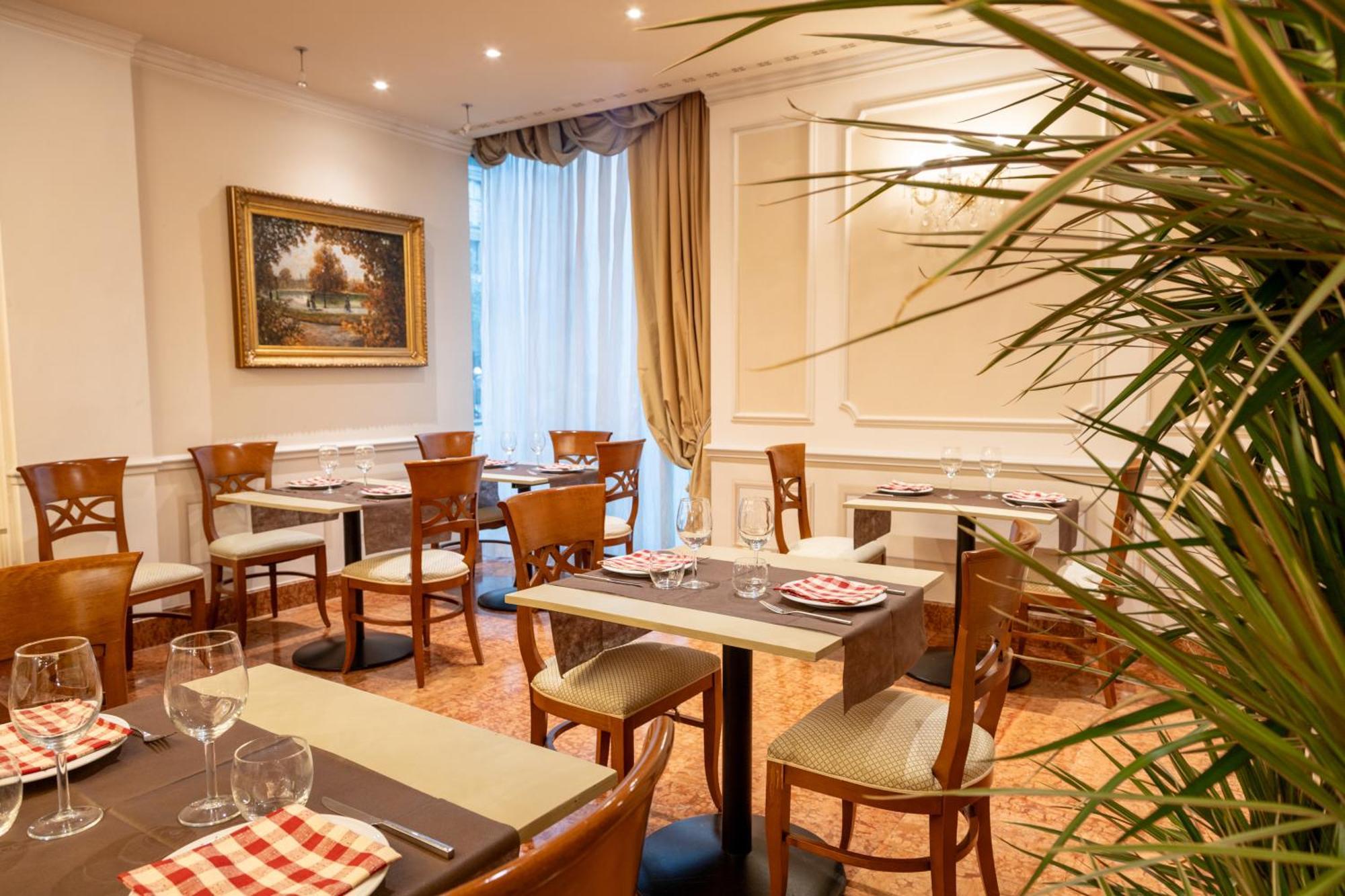 Hotel Stendhal Parma Esterno foto