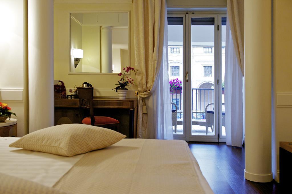 Hotel Stendhal Parma Esterno foto